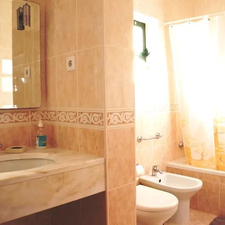 Villa Pine Meia Praia *