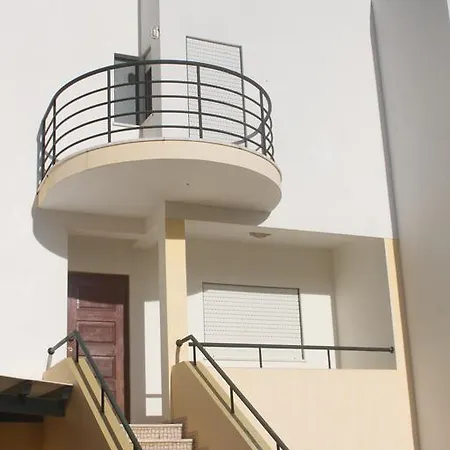 Pine Meia Praia Villa